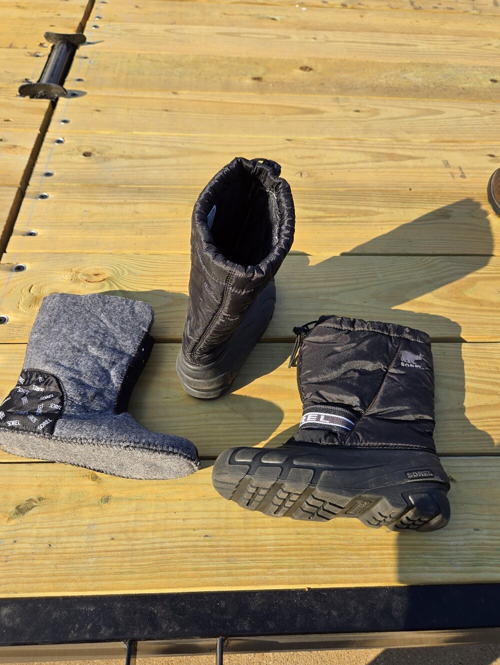 Sorel Toddler Girls or Boys Winter Snow Boots Size 6 Black Insulated Waterproof